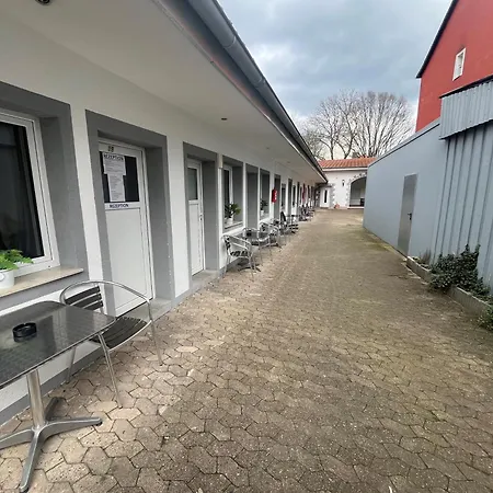 Donau בית הארחה